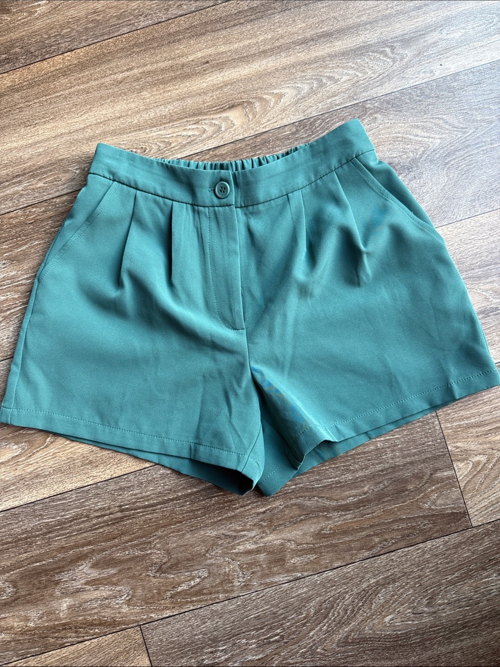 Pleated Women's Shorts in Teal